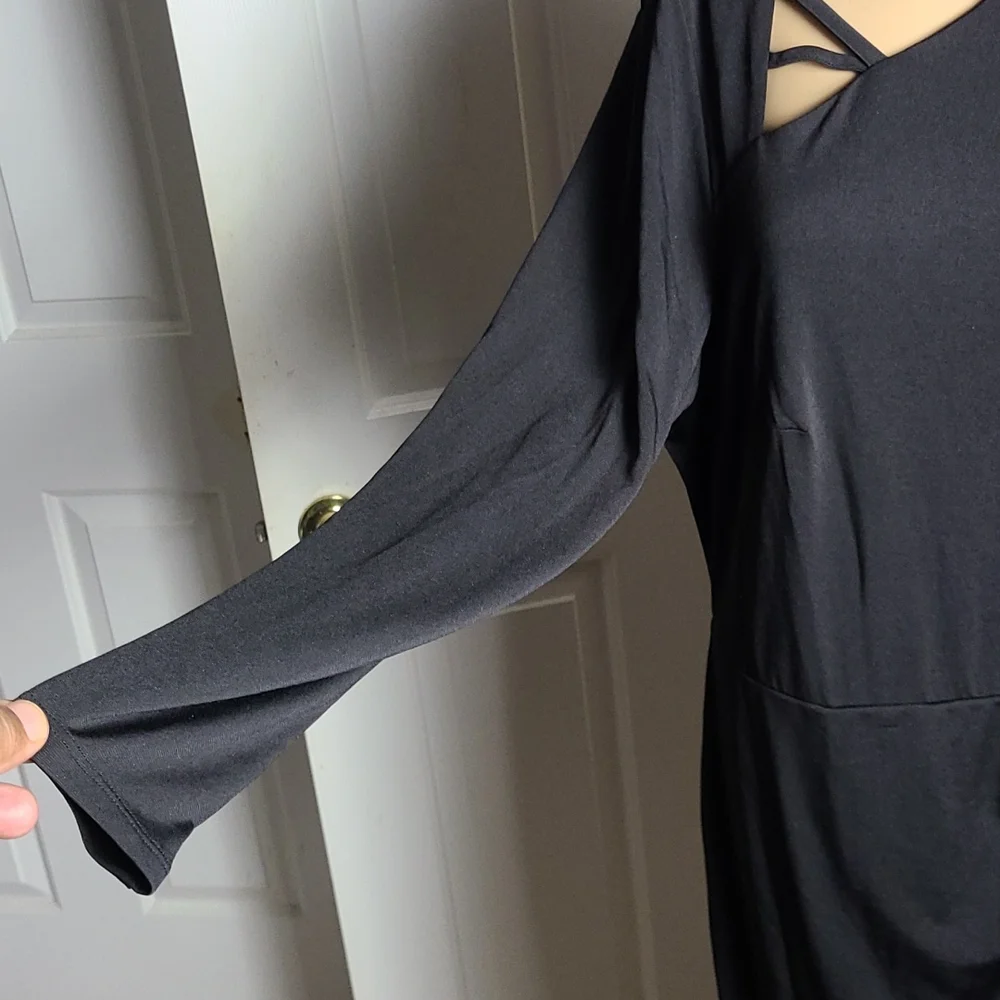 Ladies Dress 👗 - Picture 4 of 8